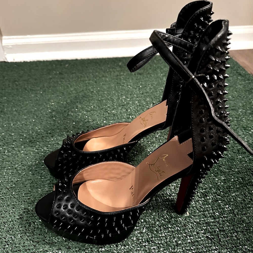 Red Bottom SZ 10 PEEP TOE HEEL PLATFORM SHOE